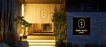 NEON HOTEL