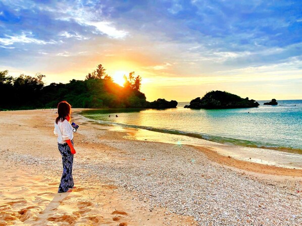 Beach nearby, white sand