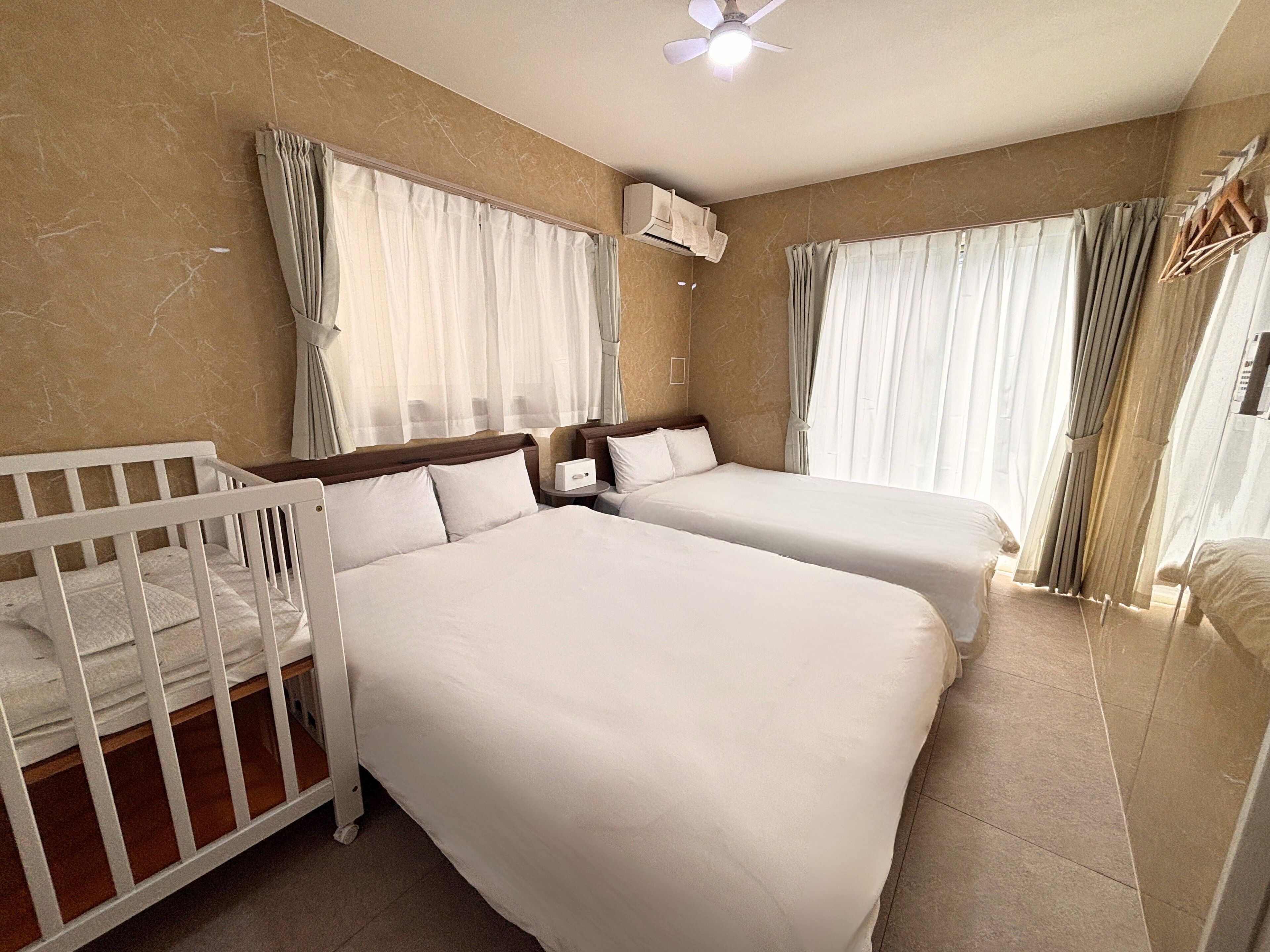 [Max 13people] 4LDK (100m2)/8Beds/BBQ/Parking2CarsOK/Onna3F | 4 bedrooms, iron/ironing board, free WiFi, bed sheets