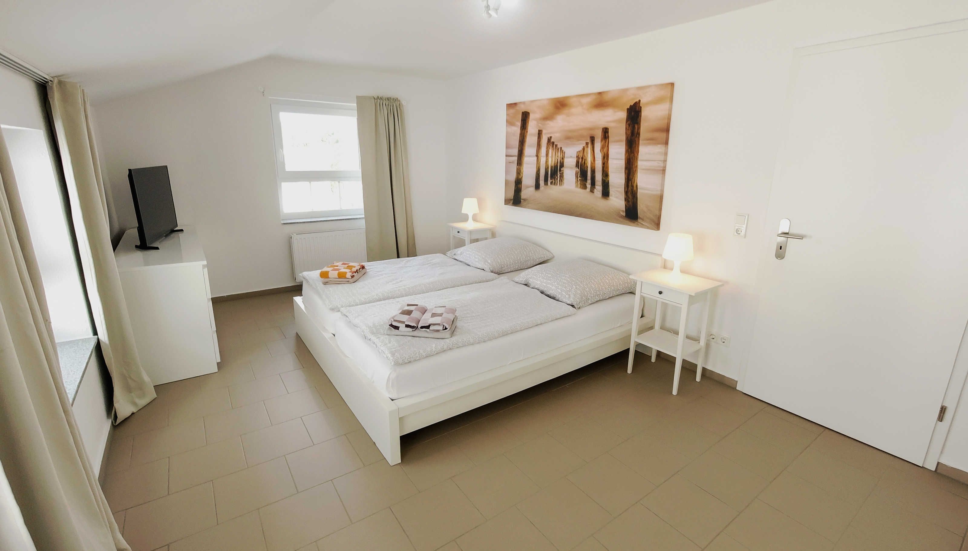 3 habitaciones, cuna de viaje, wifi y ropa de cama 