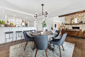 Dining - Normandy Approach w/Optional Boat Rental (Mooresville)