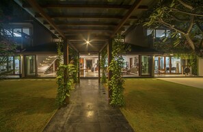 Property entrance - Luxury Villa Kamehameha (Seminyak)