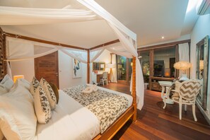 Luxury Villa, 4 Bedrooms | 4 bedrooms, desk, free WiFi, bed sheets - Luxury Villa Kamehameha (Seminyak)