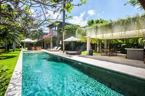 Luxe villa, 4 slaapkamers | Privézwembad