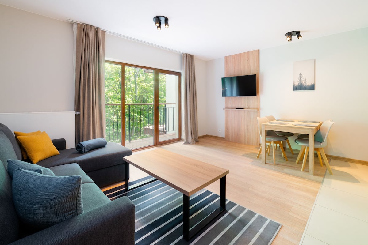 Apartment (3066) | Living area | TV