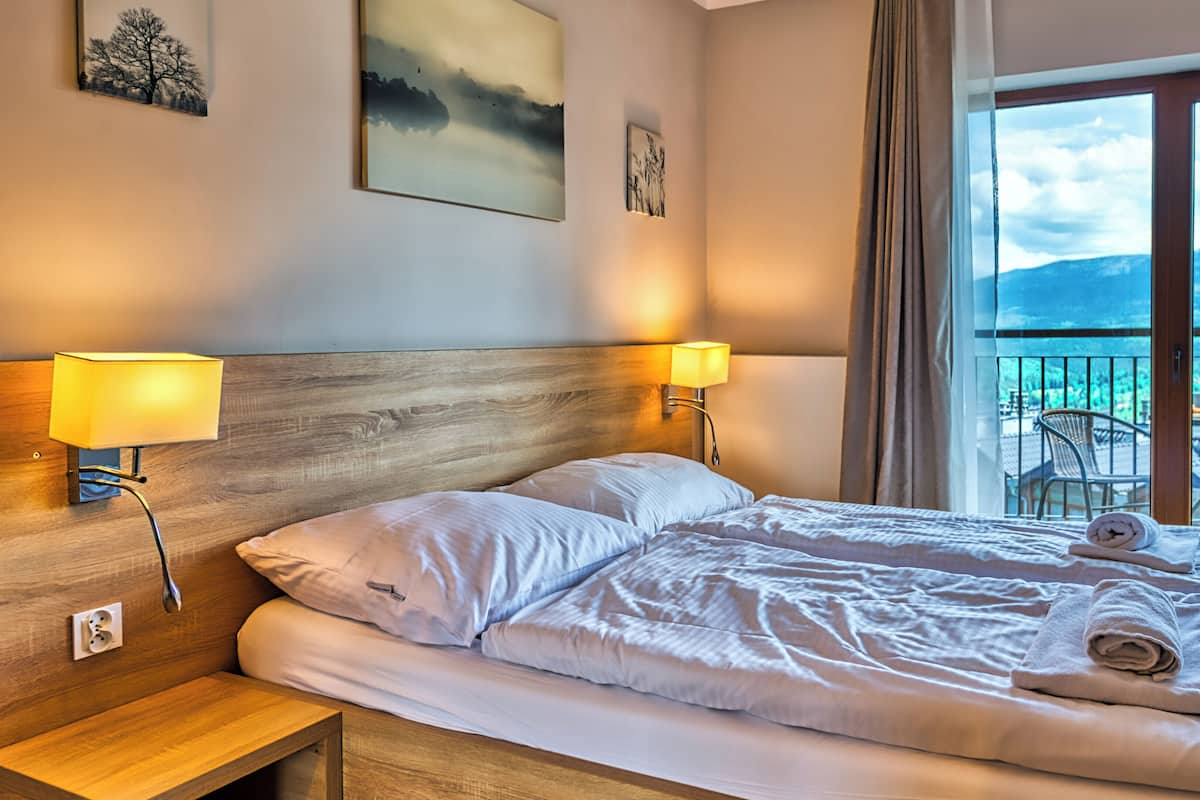 Apartment (3091) | 2 bedrooms, individually decorated, individually furnished