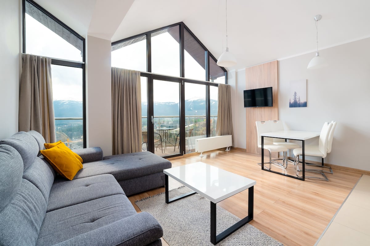 Apartment (3109) | 2 bedrooms, individually decorated, individually furnished