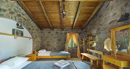 Authentic Cottage in a heaven of natural Beauty