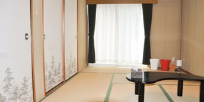 Zimmer, Gemeinschaftsbad | Individuell dekoriert, individuell eingerichtet, kostenloses WLAN