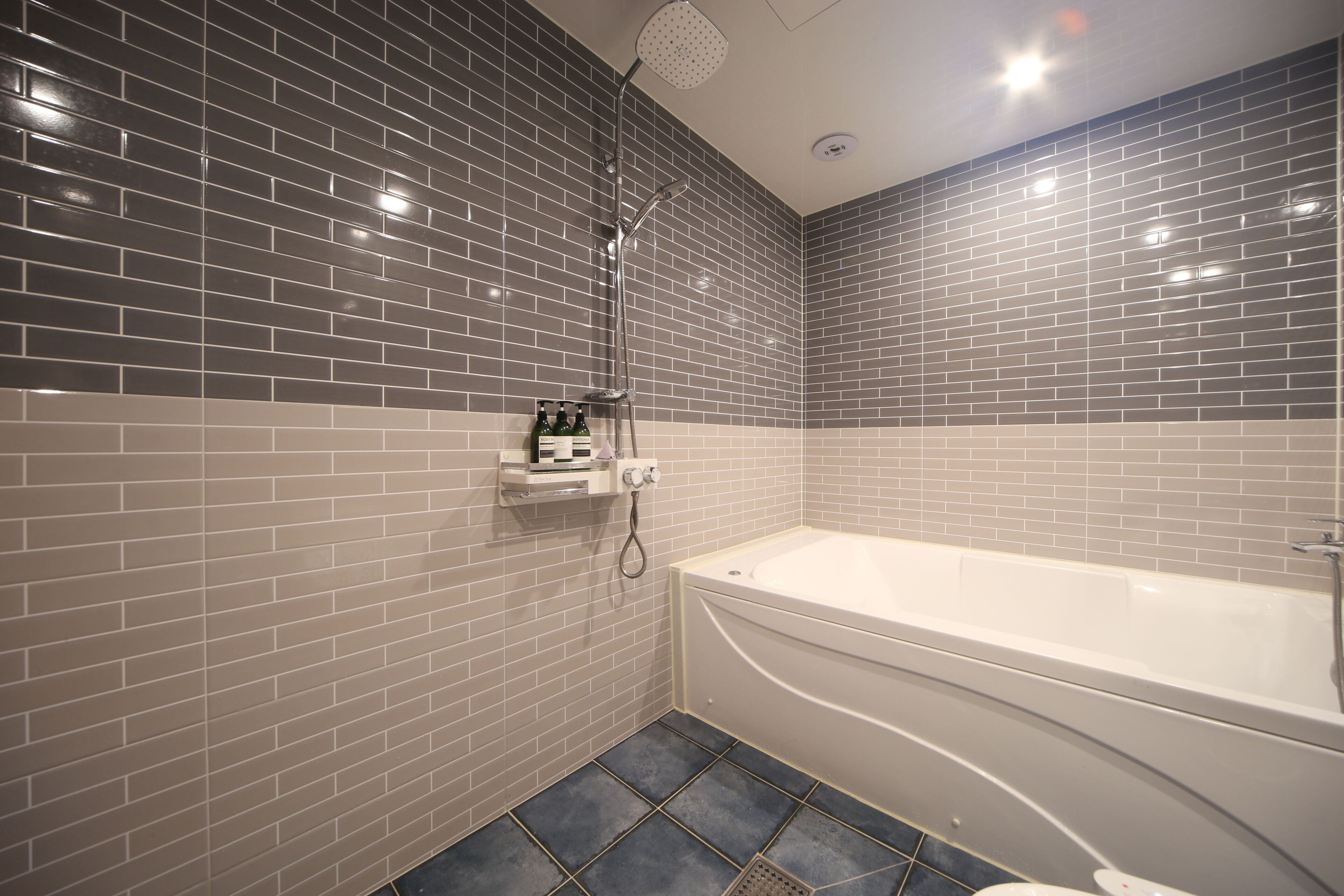 twin room | bathroom | designer toiletries, hair dryer, bidet, towels