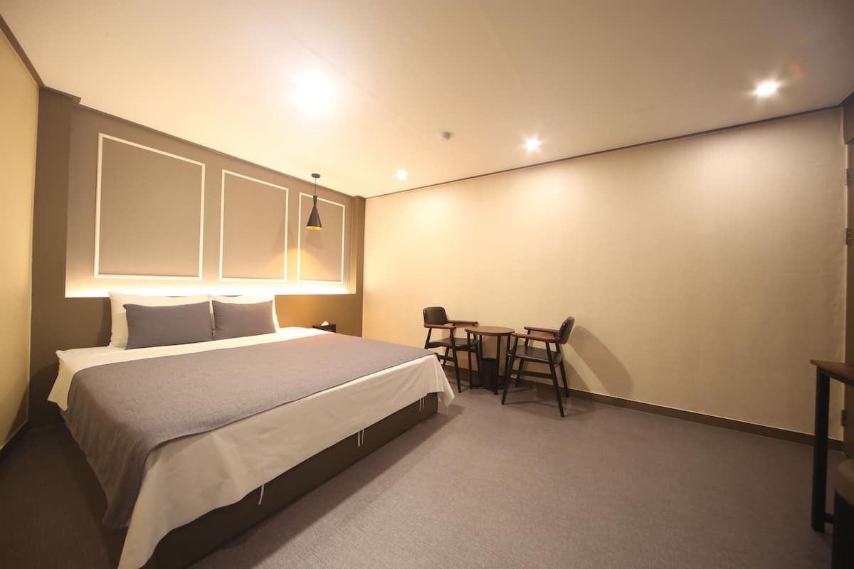 Chambre Double Standard | Literie hypoallergénique, décoration personnalisée