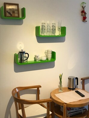 In-room dining - Ferienwohnungen Wolke (Regensburg)