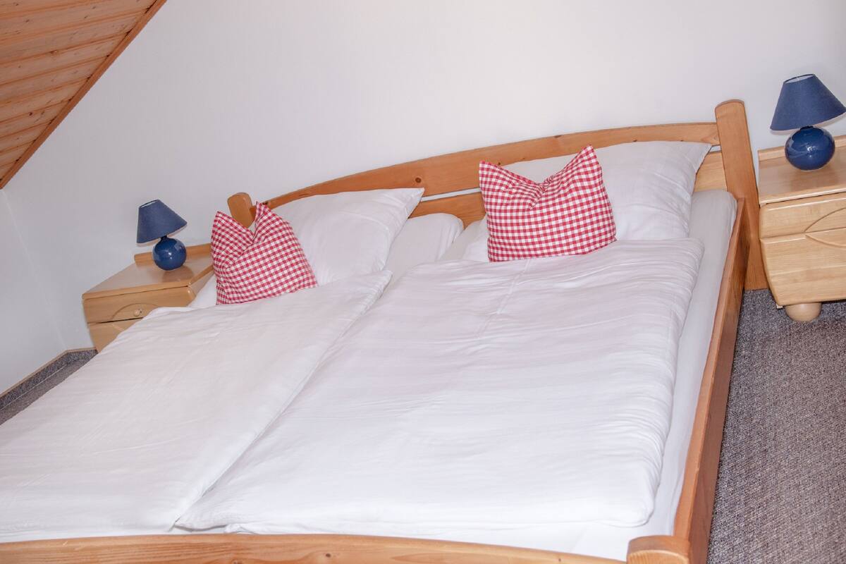 House, 4 Bedrooms (Aurelia)