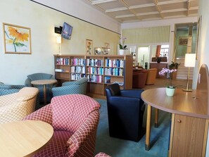 Reception - Appartementhotel Griesbacher Hof (Bad Griesbach im Rottal)