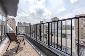 Luxury Twin Room | Balcony