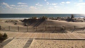 Beach - Right on the Ocean / Boardwalk (Lavallette)