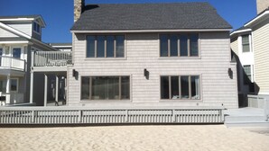 Exterior - Right on the Ocean / Boardwalk (Lavallette)