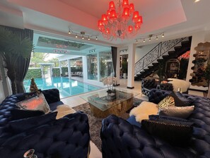 Exclusive Villa, Multiple Bedrooms, Private Pool, Pool View | Living room | Flat-screen TV, DVD player - Art Pool Villa (Pattaya)