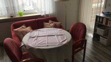 Apartment (1. Stock) | Living area