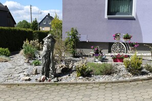 Exterior detail - Haus Lila Welle (Nordhalben)