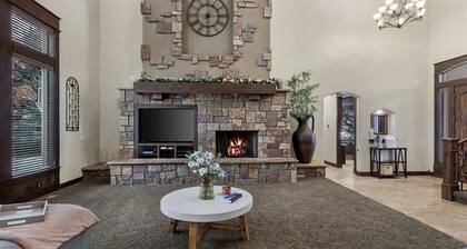 Entertainment Castle With Theatre Room!