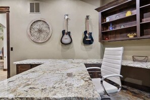 Interior - Entertainment Castle With Theatre Room! (Meridian)