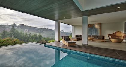 Kamala Plantation View 10BR Infinity pool+billiard