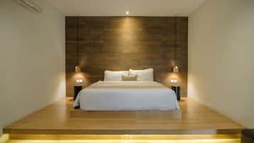 Family Villa | 10 bedrooms, iron/ironing board, free WiFi, bed sheets