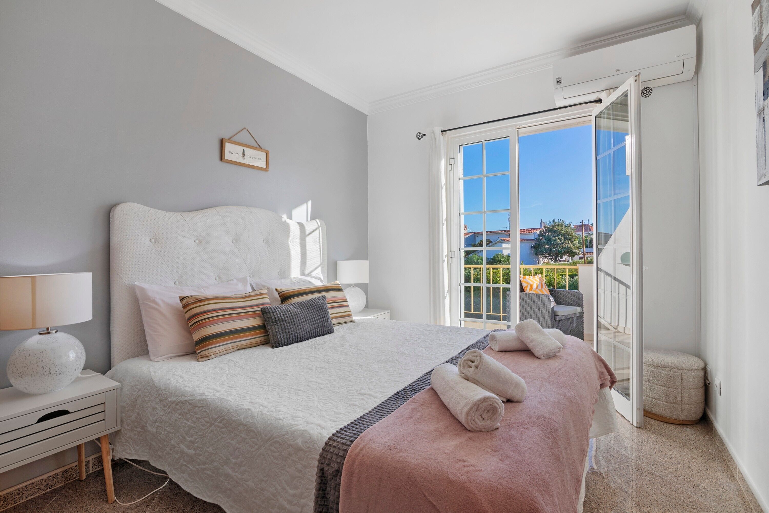 5 bedrooms, iron/ironing board, free WiFi, bed sheets