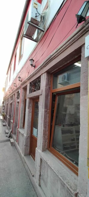 Exterior - Kural Pansiyon (Ayvalik)