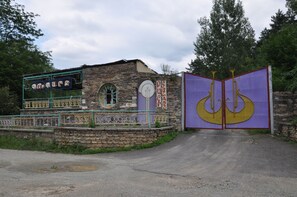Ngoại thất