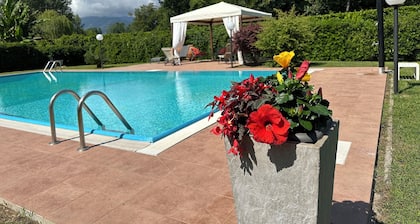Private Villa with pool and garden /Private Villa with pool and huge garden
