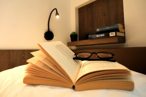 1 bedroom, travel crib, free WiFi, bed sheets - Petkovšek Rooms and Apartments (Ljubljana - Center)