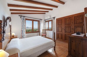 3 bedrooms, iron/ironing board, free WiFi, bed sheets - Exclusive Casa Mir located in 'el Vila' with Pool & with all amenities (Puerto Pollensa)