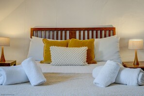 3 Schlafzimmer, Schreibtisch, Bügeleisen/Bügelbrett, WLAN