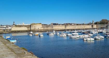 Beautiful renovated apartment in the center of Concarneau