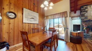 Apartment, 2 Schlafzimmer | Speisen