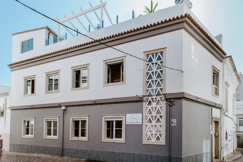 Dream House Hostel
