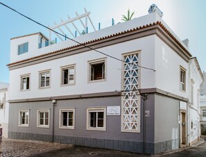 Front of property - Dream House Hostel (Faro)