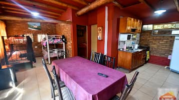 2 habitaciones, muebles diferentes y wifi gratis