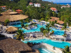 Interior - Happy As A Clam (Puerto Plata)
