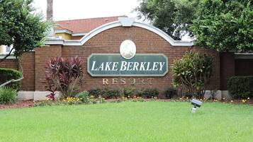 Villa, Multiple Beds (Ref 04 Superb 4 Bed Villa with lake ) | Exterior