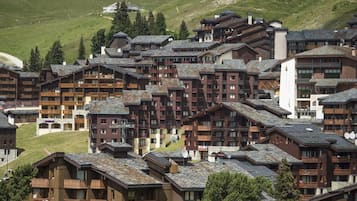 Apartamento, suíte, vista para a montanha (Appartement Vue Montagne) | Vista para a cidade
