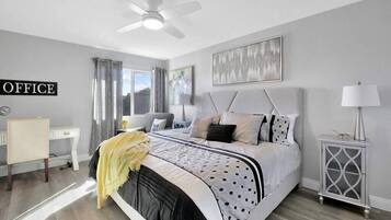 1 habitación, escritorio, tabla de planchar con plancha y wifi gratis