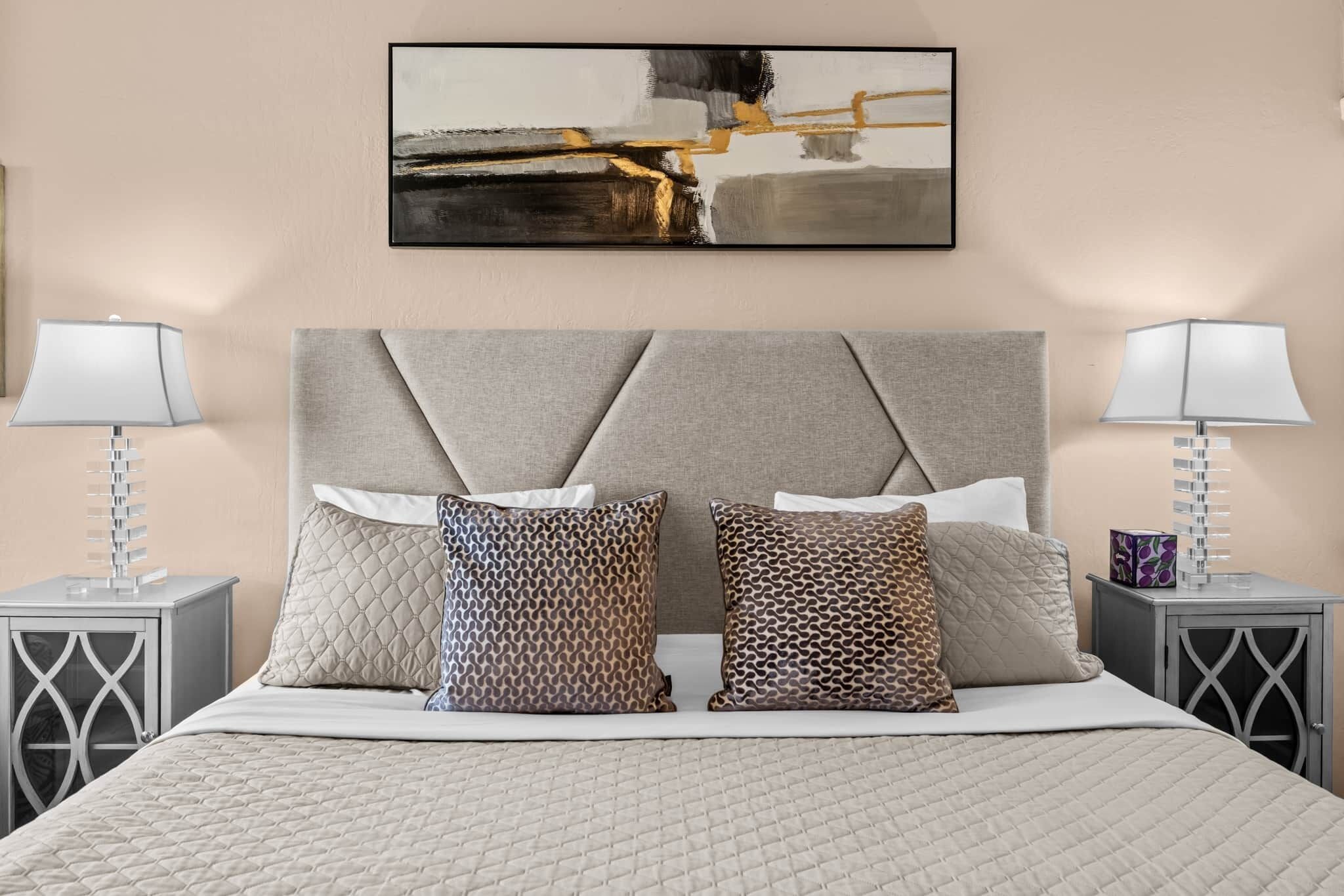 1 chambre, bureau, fer et planche à repasser, Wi-Fi gratuit
