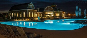 Modern 5 Bedroom 4 Full Bath Bethany Beach Home