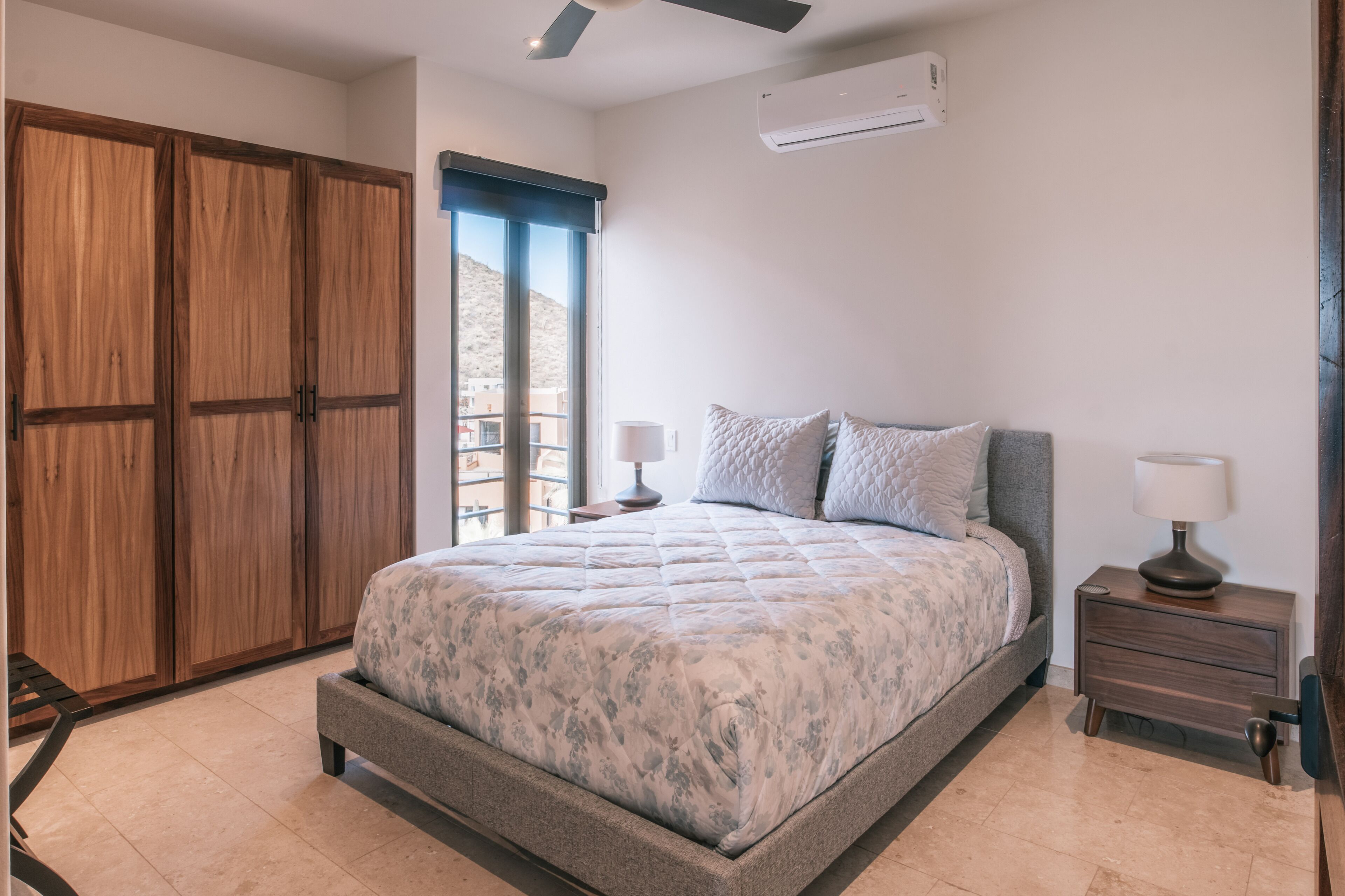 Penthouse Elite, 2 habitaciones, vista al océano | Cunas, wifi gratis y ropa de cama 