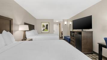 Standard Room, 2 Queen Beds, Non Smoking, Refrigerator & Microwave | Soundproofing, free WiFi, bed sheets