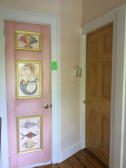 Mermaid Inn of Mystic