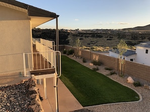 Unclassified image, 4 of 11, button